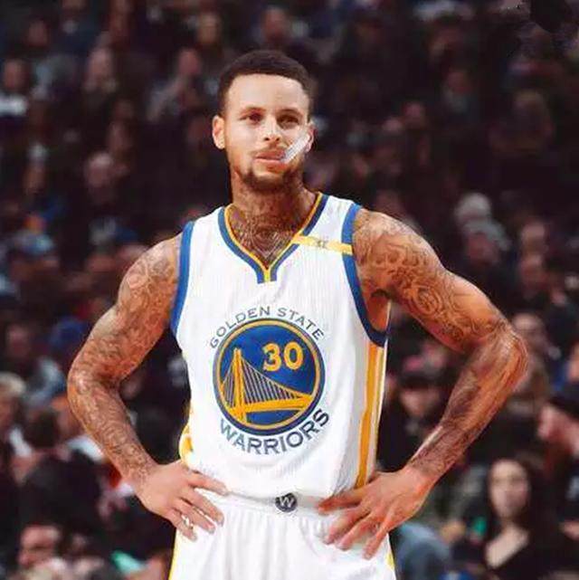 阿莫林谈球队变化：细节更好了，球员们饭后一起待的时间更长（阿莫林：球队细节提升，球员饭后相处更久）