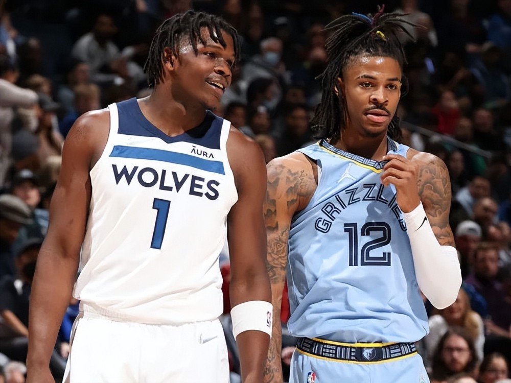 关于尤尔曼德的勒沃库森：1、核心阵型为4-2-3...（勒沃库森在尤尔曼德体系下：核心阵型为4-2-3...）