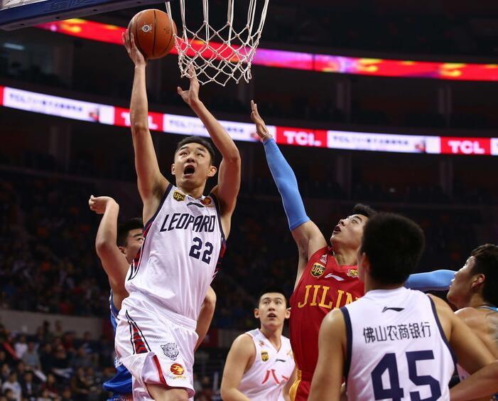 日职乙前瞻：榜首大战！水户蜀葵若客胜长崎成功丸将提前升级（日乙前瞻：水户蜀葵客场挑战长崎成功丸，赢球即可提前升级）