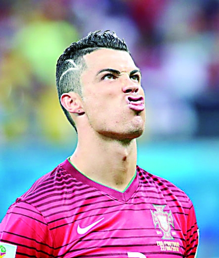 小组赛遭遇硬仗？五星巴西或被摩洛哥与苏格兰爆冷，网友担忧其出线前景（小组赛风险陡增？五星巴西恐遭摩洛哥、苏格兰爆冷，出线前景引发担忧）