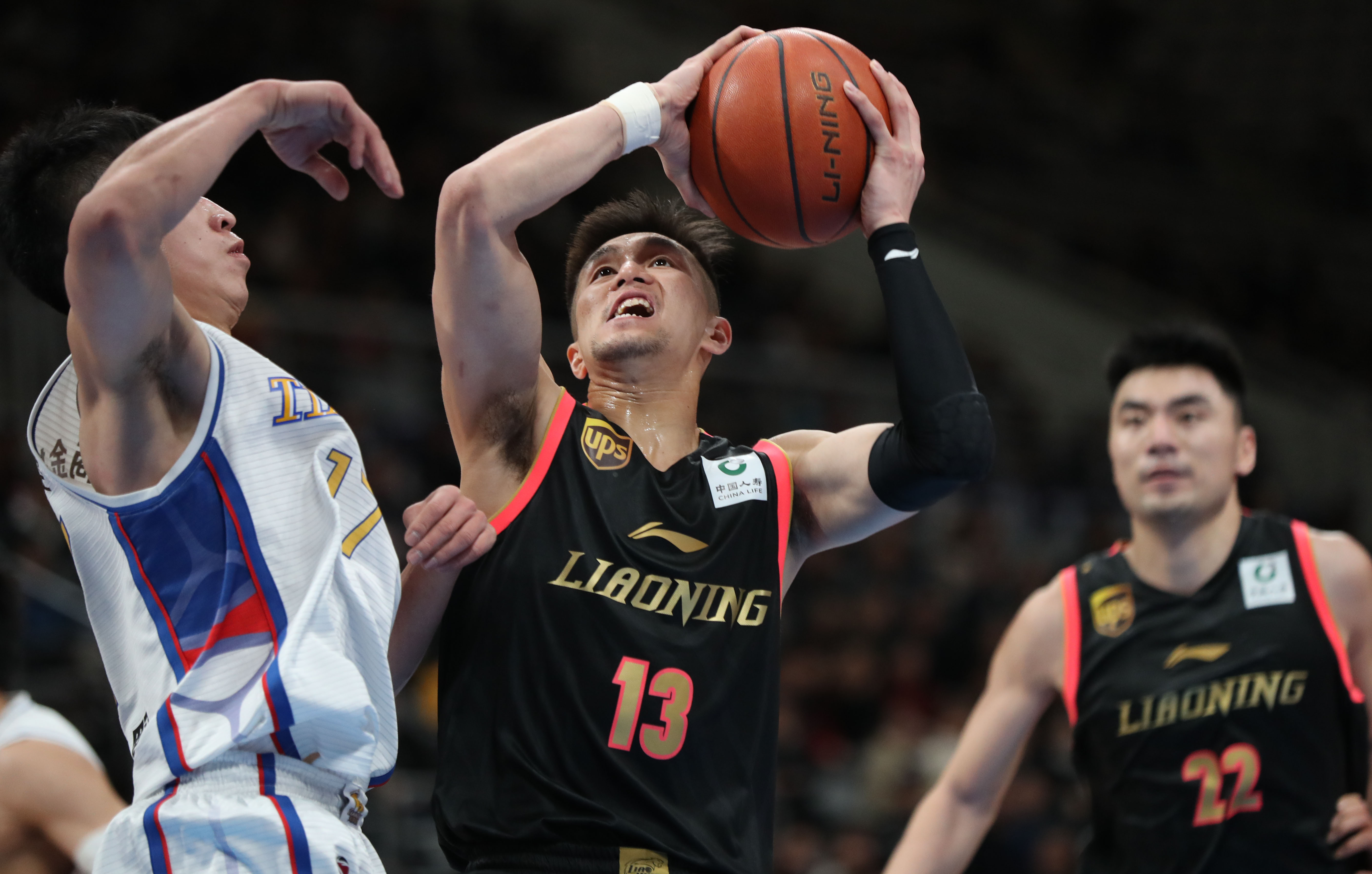 足协纪律委员会原主任王小平二审宣判，维持十年六个月有期徒刑原判（二审维持原判：足协纪律委员会原主任王小平获刑十年六个月）