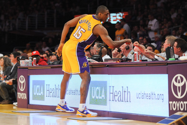 意媒：多队盯国米17岁中卫布雷达，国米看好球员天赋无意放人（意媒：多队关注国米17岁中卫布雷达，蓝黑军团看重天赋无意放行）