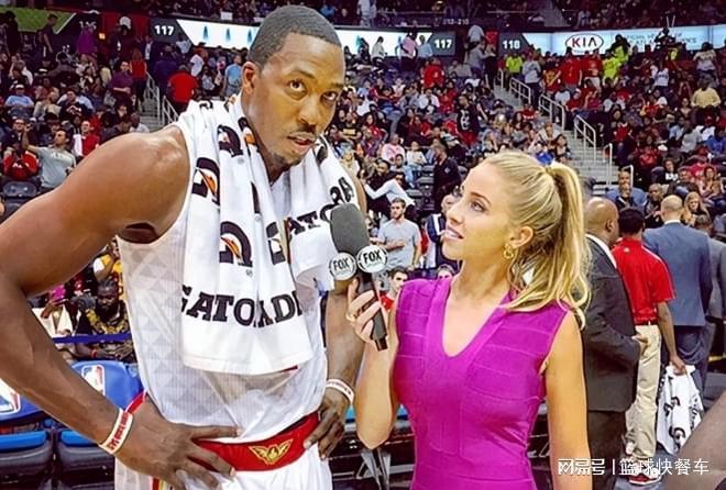 国安全队抵达北京，大兴机场内围满前来接机的国安球迷（国安全队回京，大兴机场挤满前来接机的国安球迷）