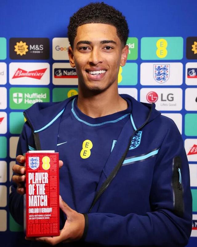 跟队记者：普利希奇参加部分合练，明天将决定他能否参赛（队记：普利希奇参与部分合练，能否出战将于明日确定）