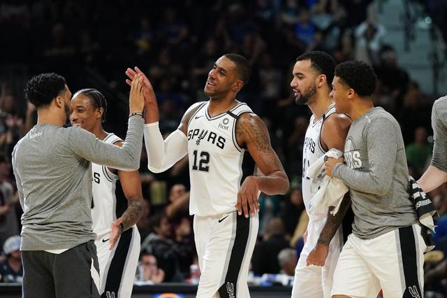 黄种人生理极限缔造者，亚洲田径单开一页，人类历史极限速度前15名（亚洲飞人改写速度极限，田径史独树一帜，跻身人类极限速度前15）